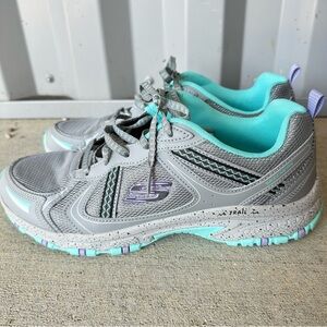 Womens Skechers Hillcrest Trail Shoes Size 11